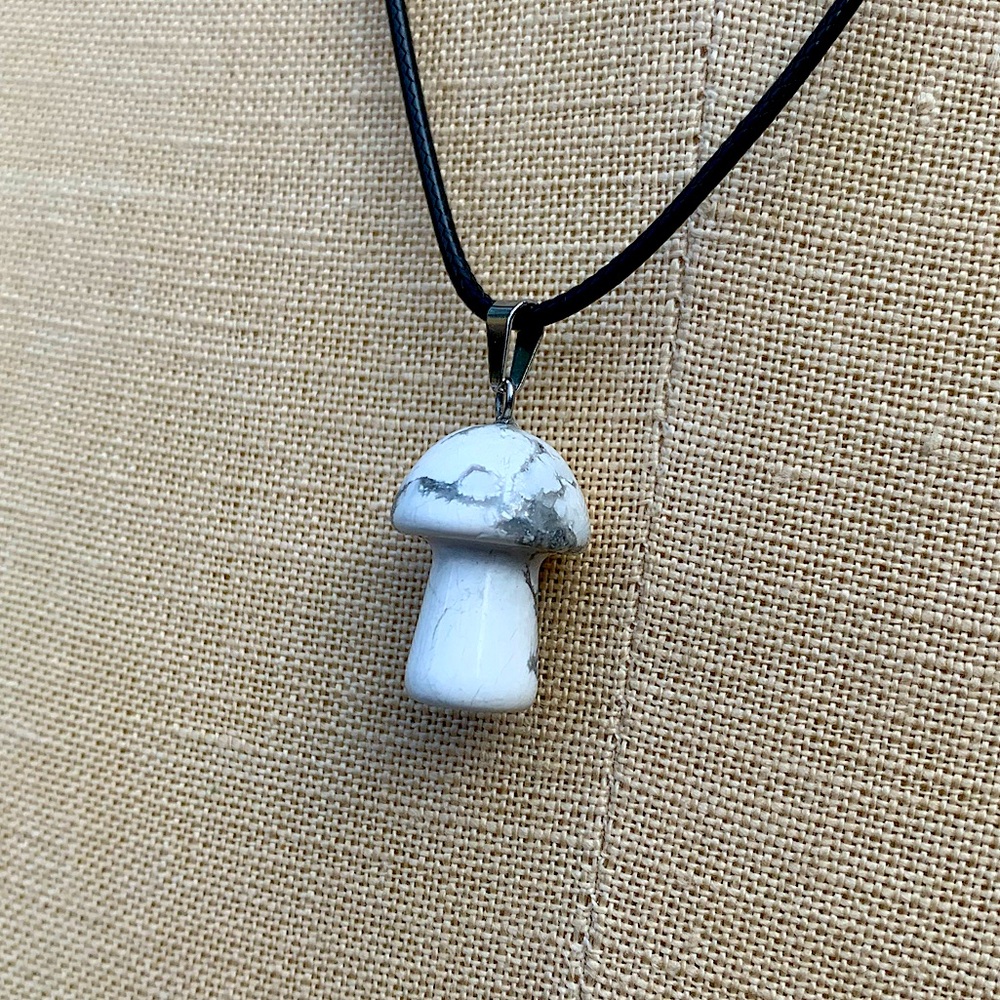 Handmade Genuine Stone Mushroom Amulet Necklace - Picture 1 of 14